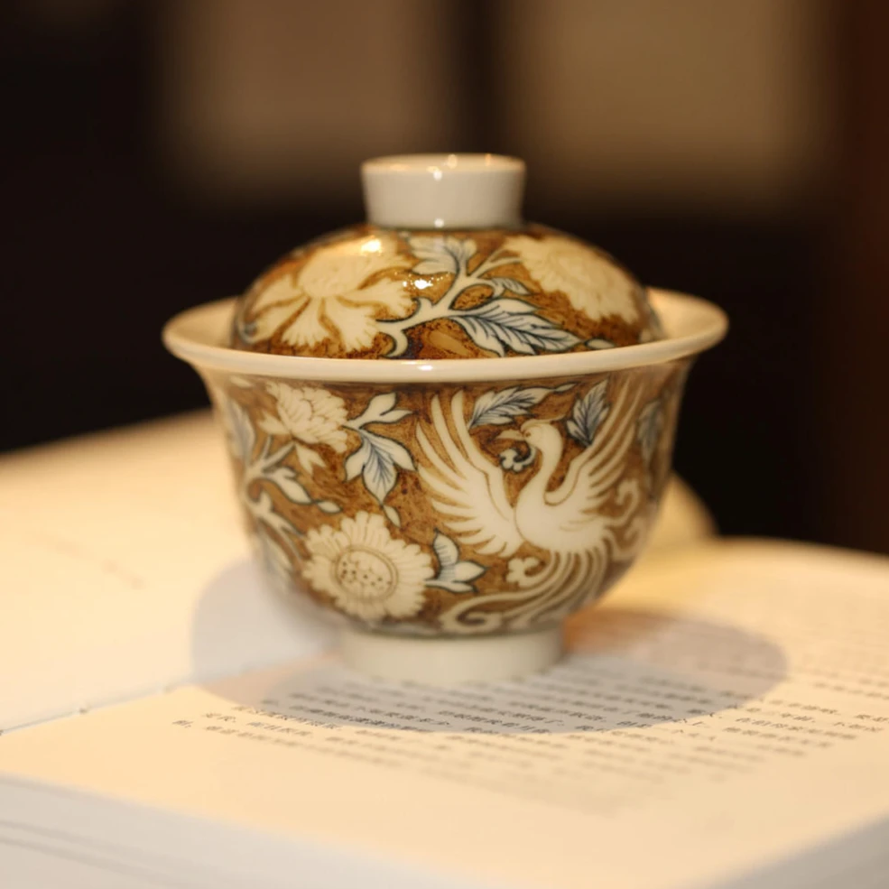 立勤堂釉里金太阳鸟盖碗