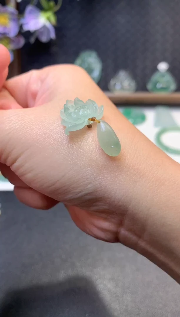 未镶嵌定制翡翠毛货