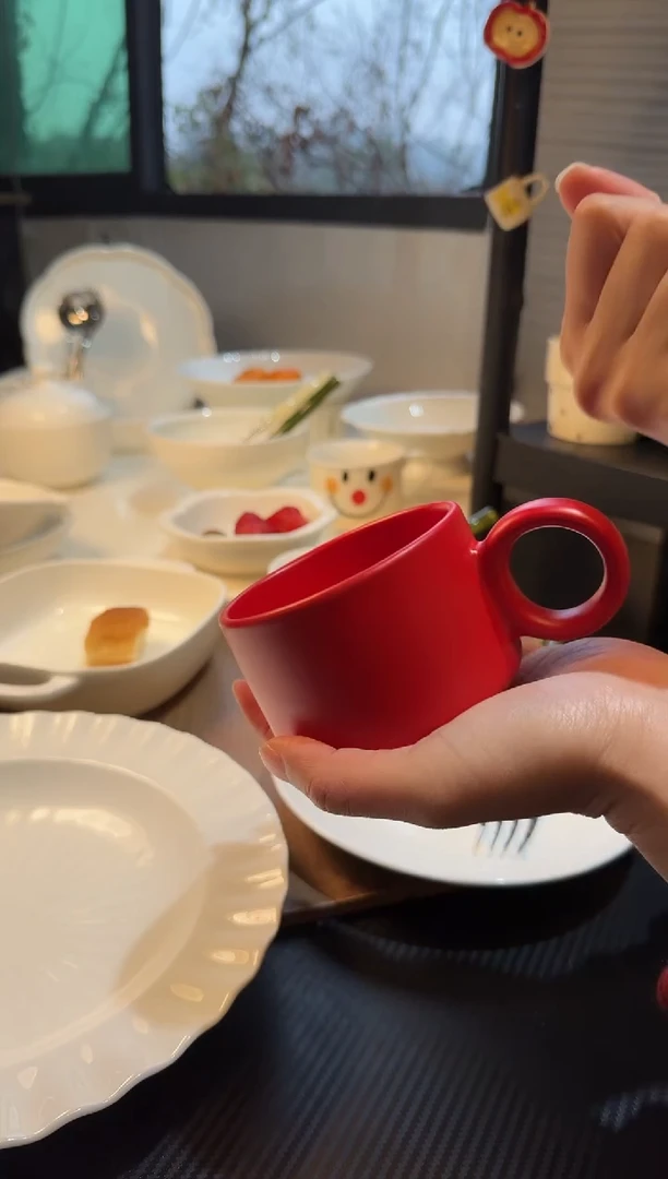 陶瓷新年开门红红色杯子