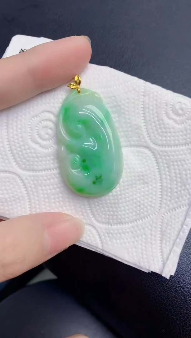 颈饰18K金镶嵌翡翠天然翡翠缅甸A货