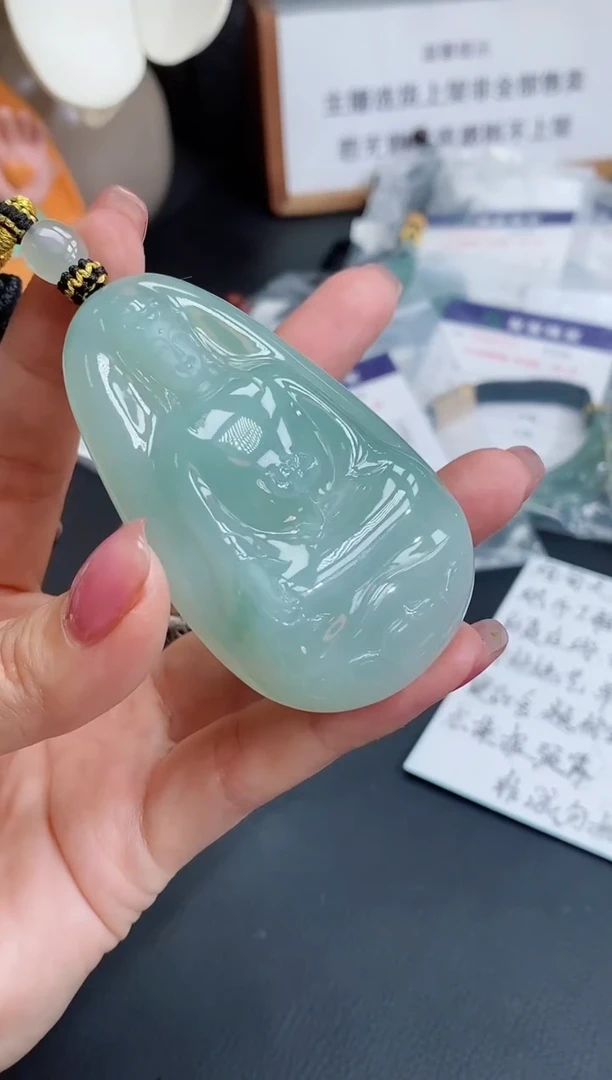 翡翠未镶嵌颈饰缅甸天然翡翠