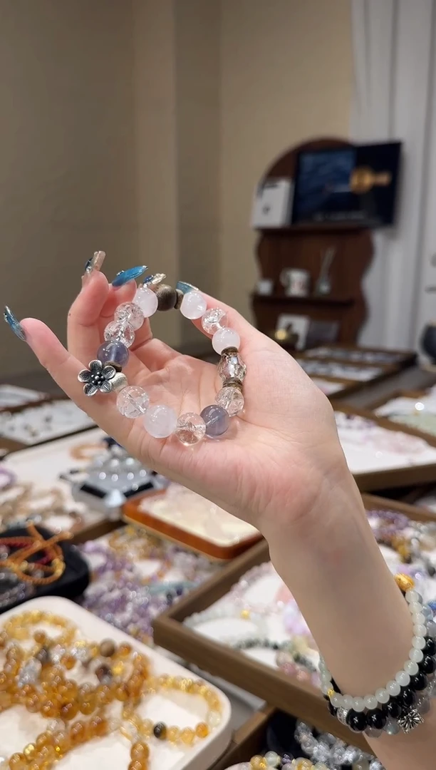 水晶摆件未镶嵌白水 蓝莹 设计款