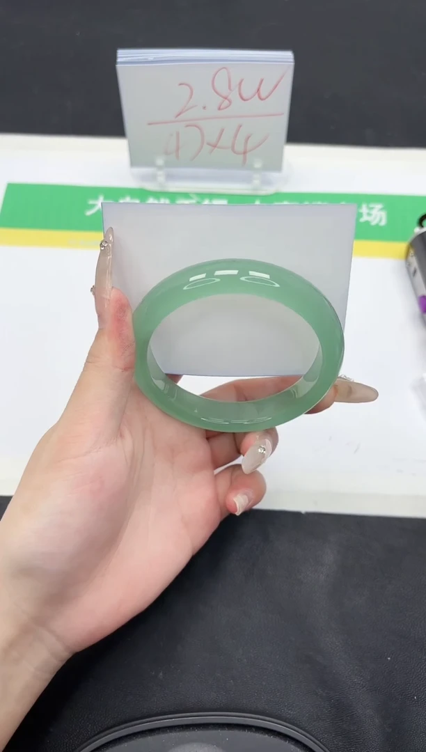 石英质玉未镶嵌手镯268-61.8