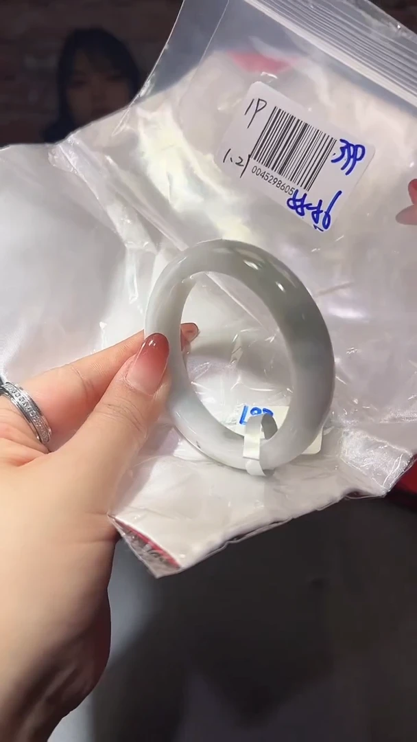 【闪购商品】翡翠手镯未镶嵌翡翠手镯