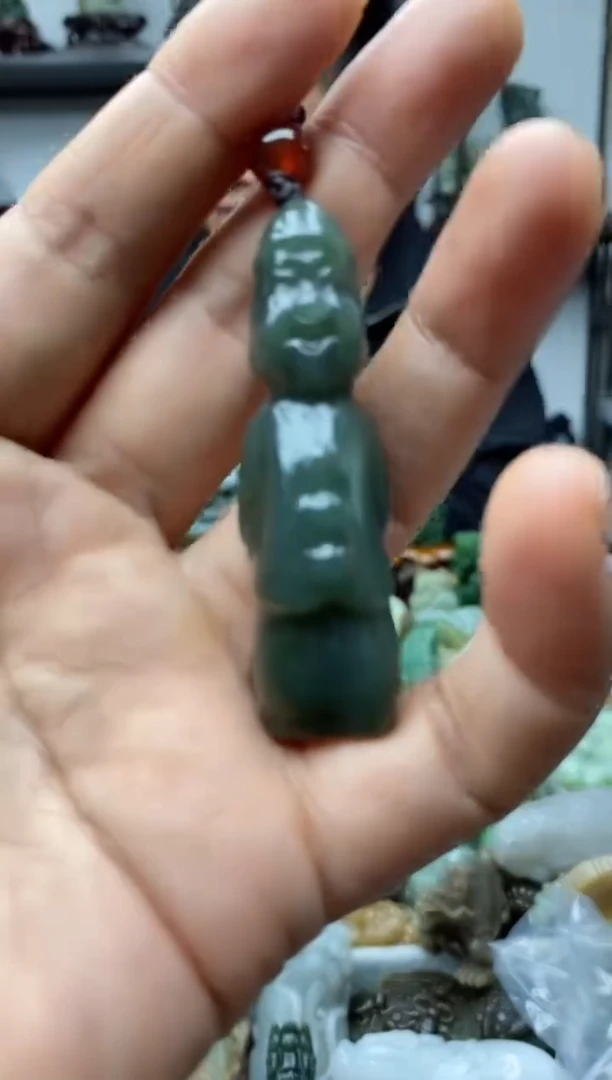 未镶嵌和田玉把件1