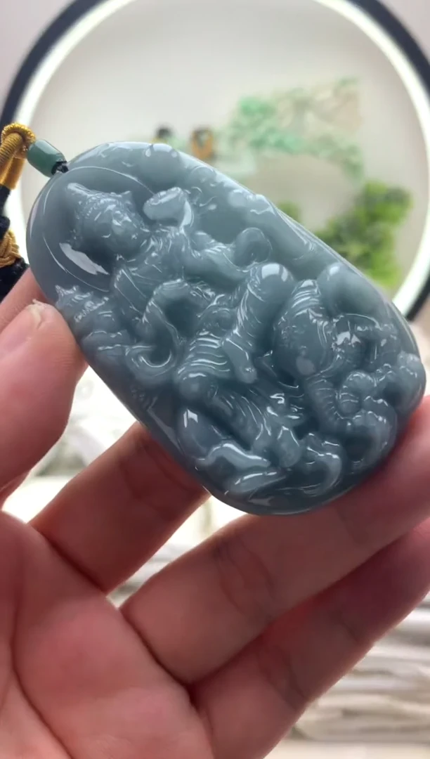 颈饰未镶嵌翡翠普贤