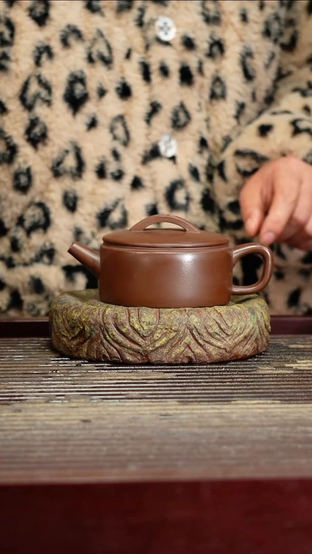 宜兴原矿紫砂壶茶壶宜兴原矿紫砂壶茶壶160C