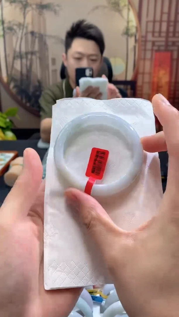未镶嵌手镯翡翠000087352