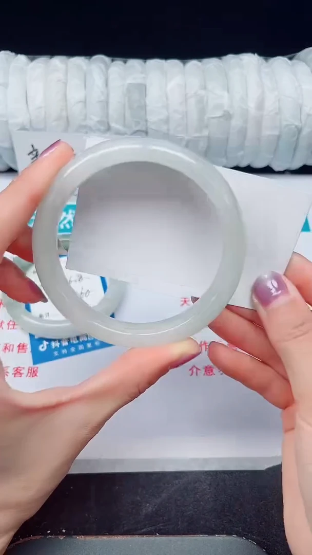 未镶嵌手镯石英质玉112-62/63