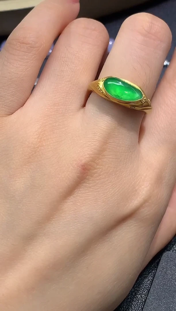 18K金镶嵌戒指翡翠A509|23000