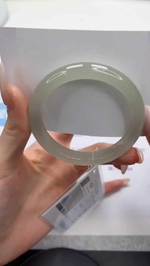 未镶嵌手镯石英质玉v231-54.7