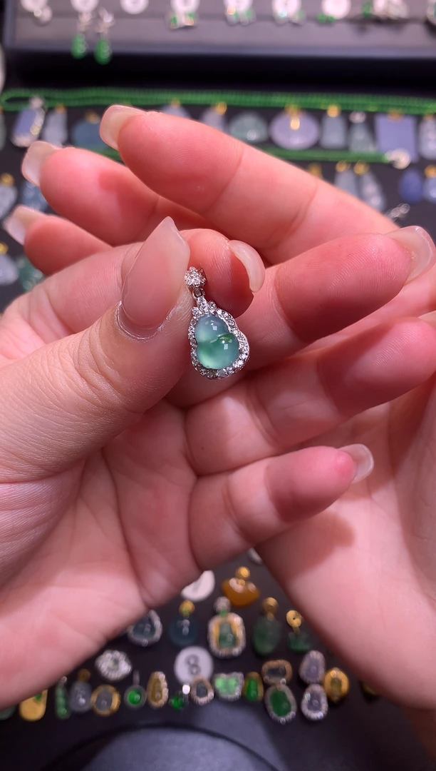 【闪购商品】翡翠吊坠(不含链)银S925镶嵌1