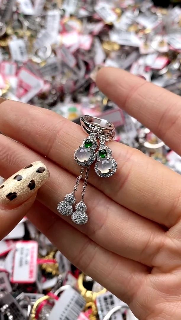 【闪购商品】翡翠戒指银S925镶嵌22222222    0