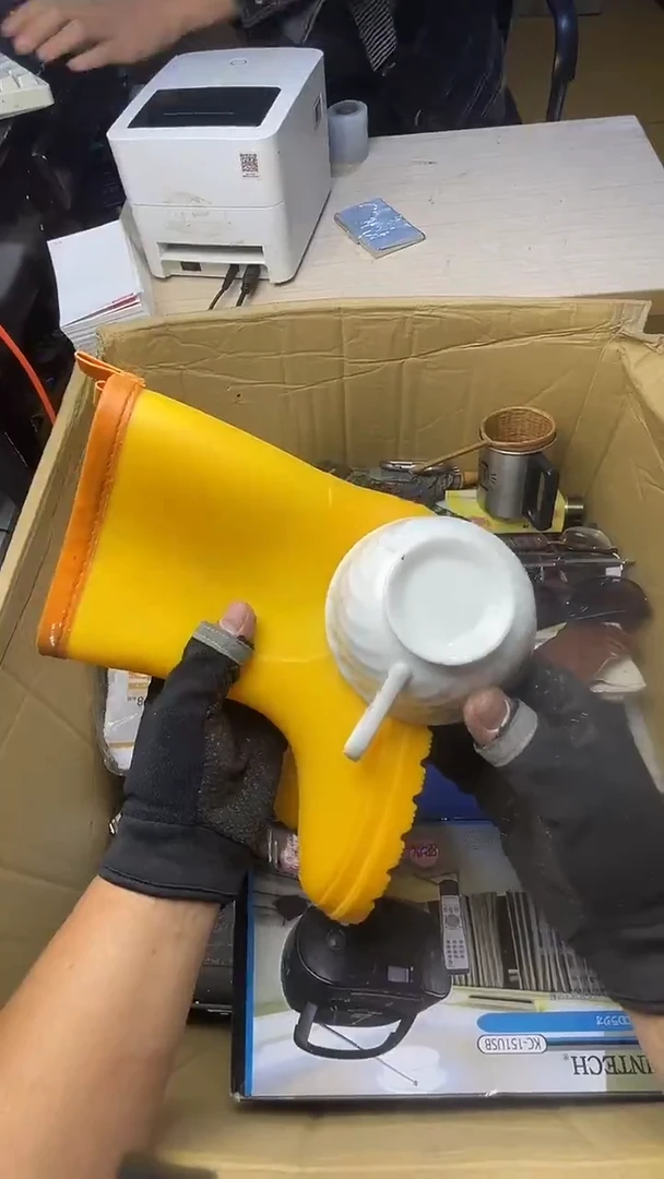 大****业二手商品不退不换