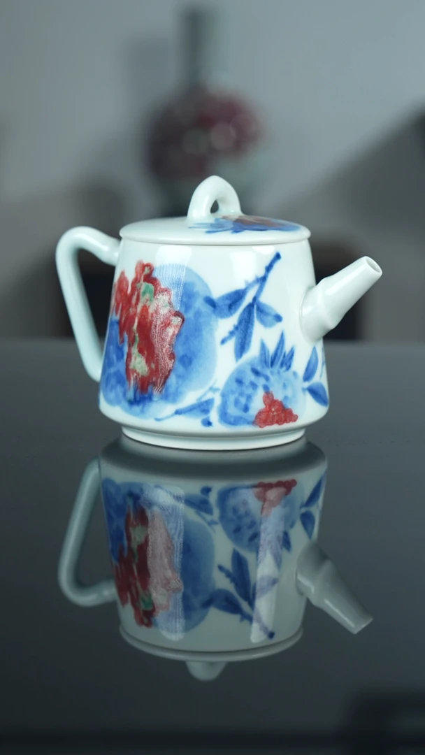 瓷片《笑口常开》青花釉里红壶