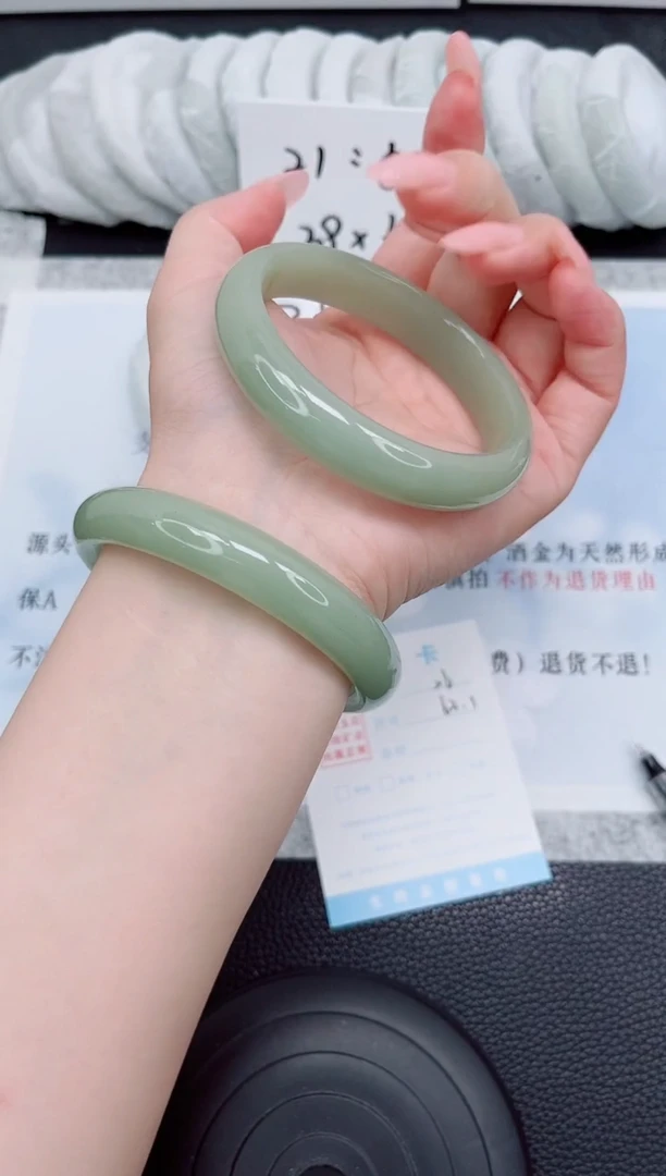 石英质玉手镯未镶嵌26-63.1