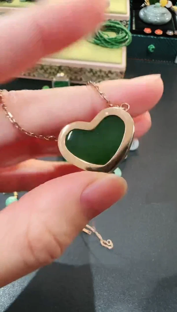 【闪购商品】和田玉吊坠钛钢吊坠