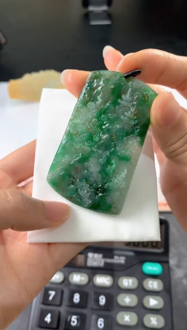 未镶嵌定制翡翠桃*妃毛货抛光