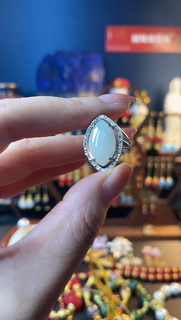 【闪购商品】和田玉戒指银S925镶嵌戒指