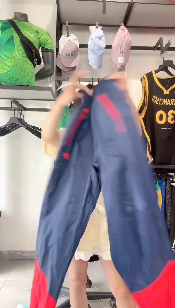 1364编码 瑕疵款直播间过款为准 尺码L