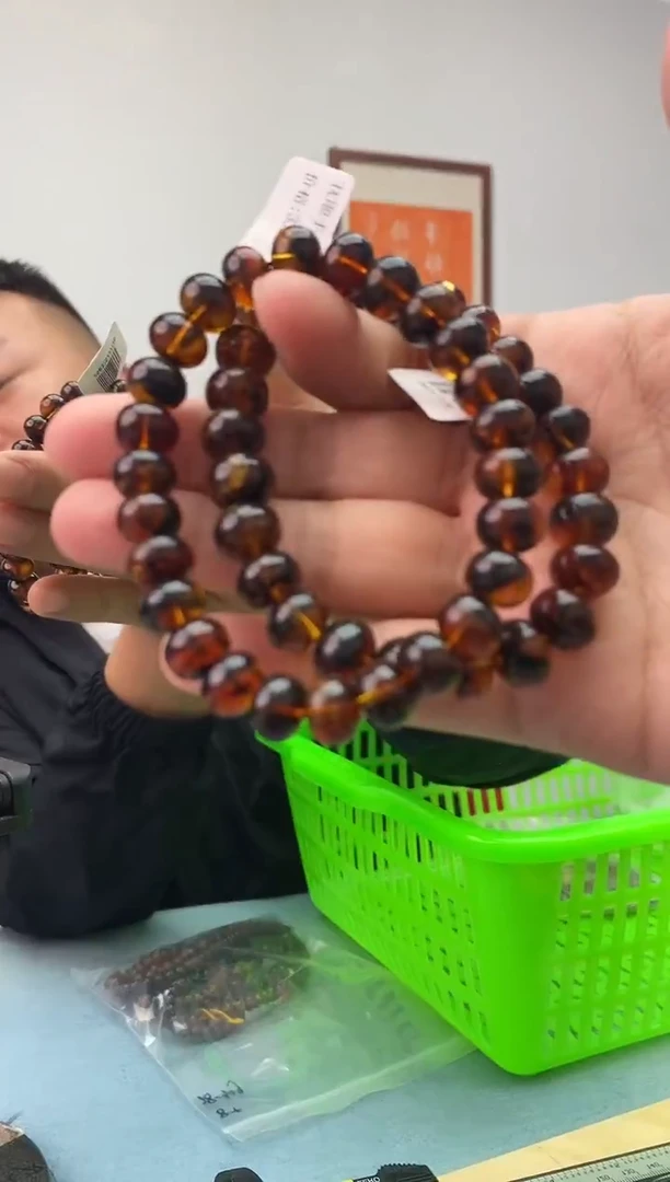 琥珀未镶嵌珠宝奇石假一罚十，抚顺花蜡多样性发一件