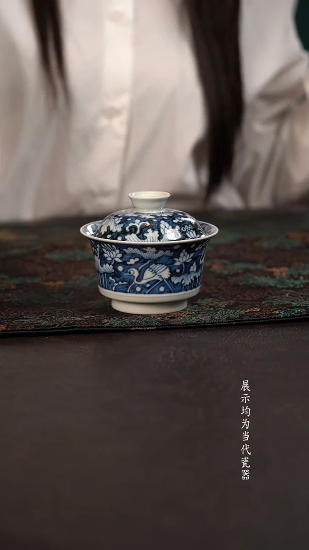 雲山敬古蓝地一路莲科马蹄盖碗