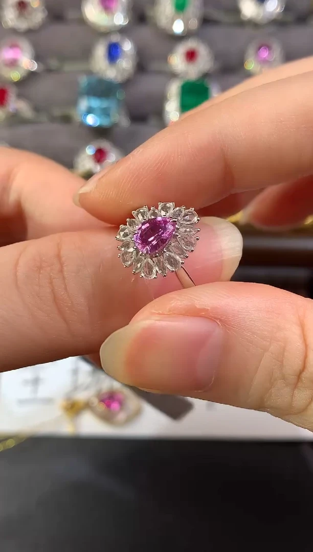 戒指彩色蓝宝石18K金镶嵌D390|5980