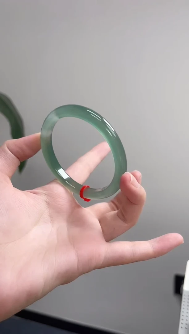 手镯玛瑙/玉髓未镶嵌57-58窄条