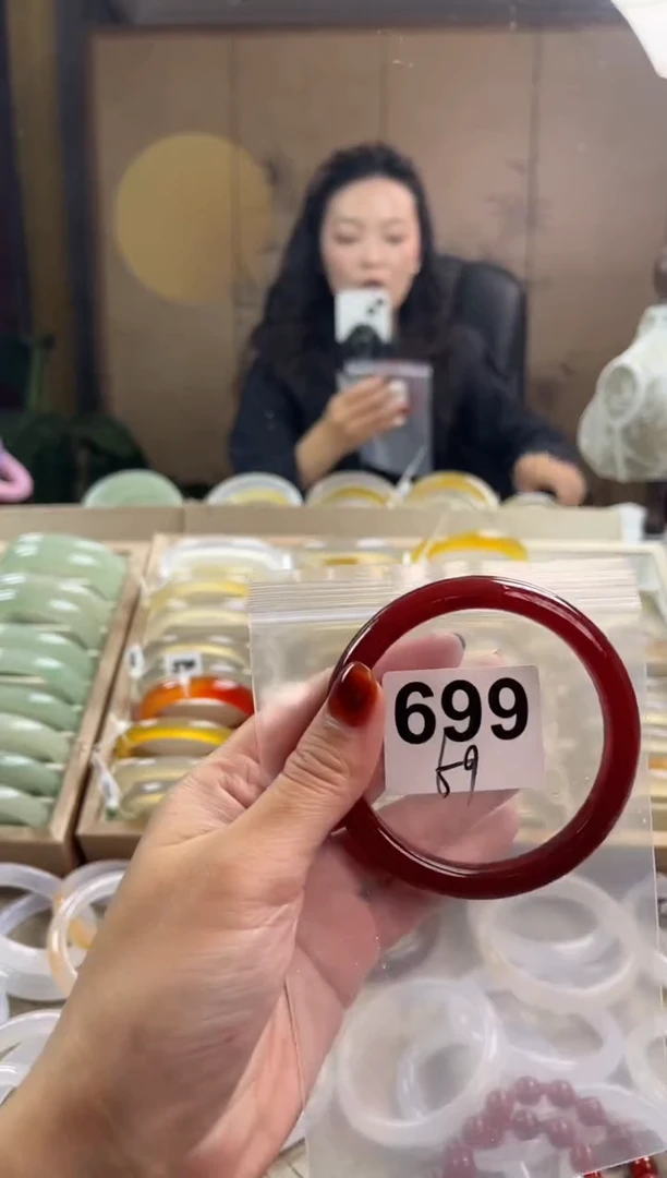 手镯玛瑙/玉髓未镶嵌699