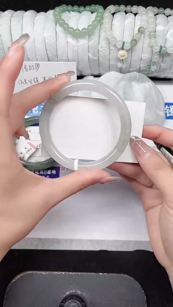 未镶嵌手镯石英质玉91-59/60