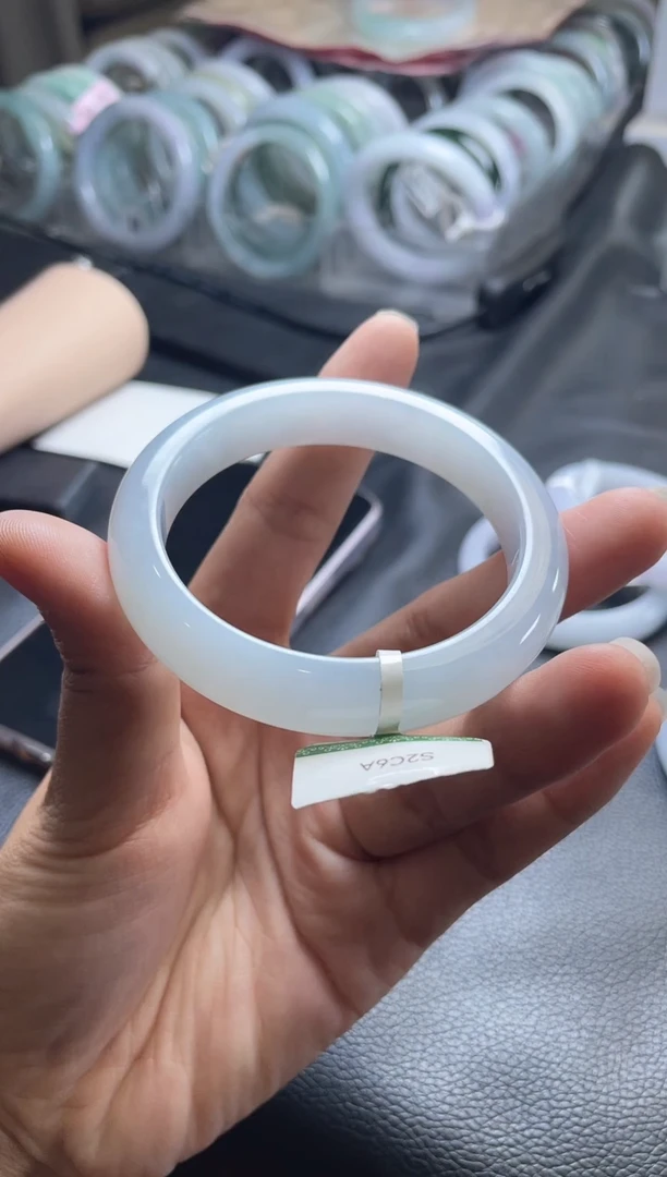 未镶嵌手镯翡翠正圈56圈口，05