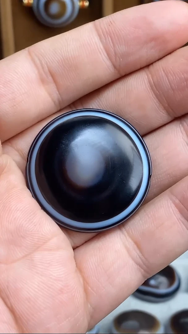 未镶嵌玛瑙/玉髓珠宝奇石1