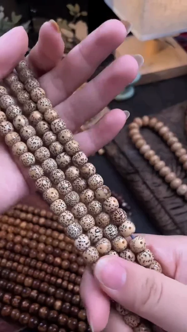 吊坠星月菩提陈籽星月8*7桶珠长串