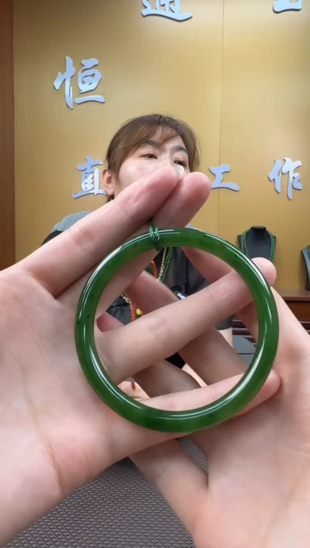 和田玉未镶嵌颈饰手镯55