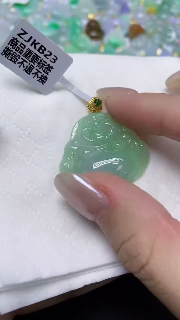 翡翠未镶嵌颈饰天然缅甸翡翠A货