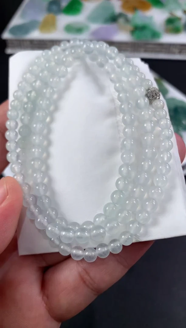 未镶嵌定制翡翠吃****纷翡翠