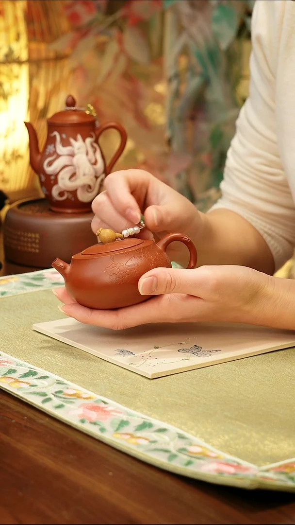 宜兴原矿手工紫砂壶