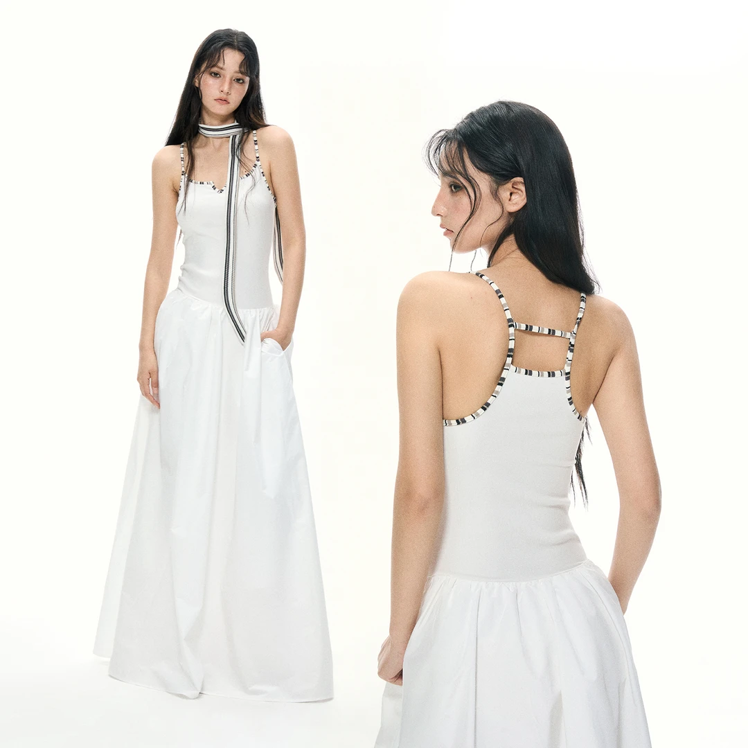 【韩笑推荐】APEA白色吊带连衣裙子女2025夏季新款修身大摆长裙