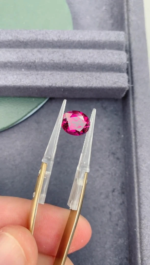 未镶嵌裸石定制石榴石5ct 镁铝榴石紫色 定制