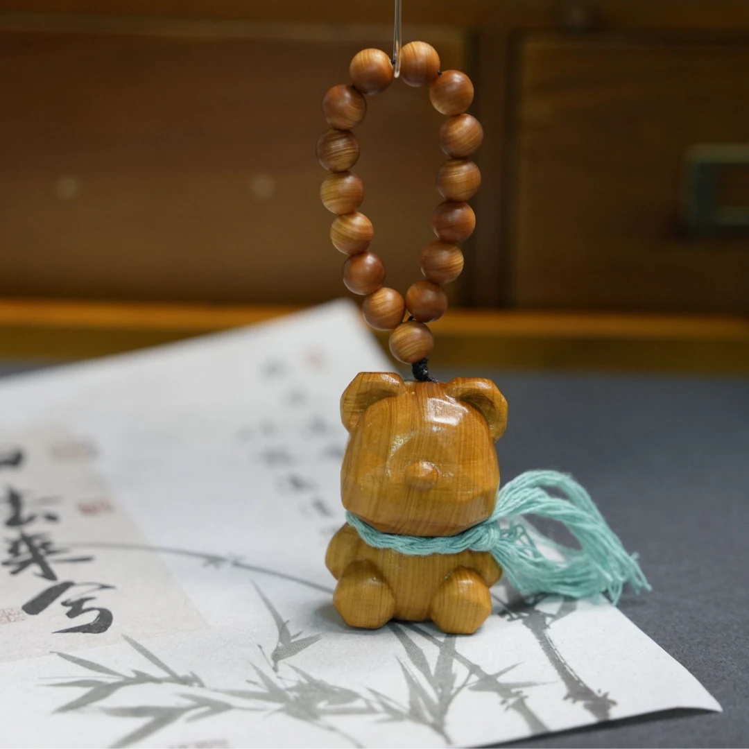 【耶耶家】崖柏大熊摆件