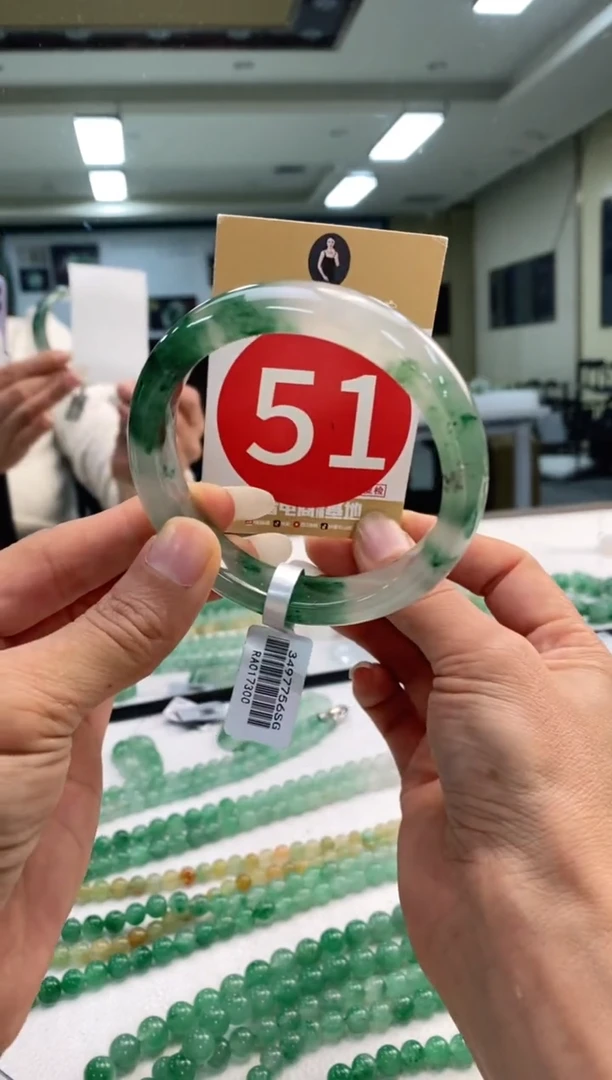 未镶嵌手镯石英质玉57+51