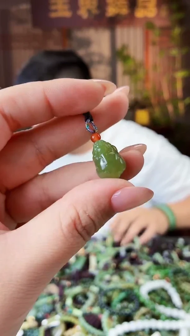 未镶嵌和田玉挂件多样性发货拍一发一