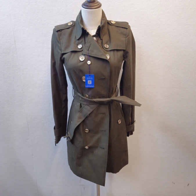 99新 BURBERRY/博柏利 海囤/巴宝莉风衣/uk6码/hc79272