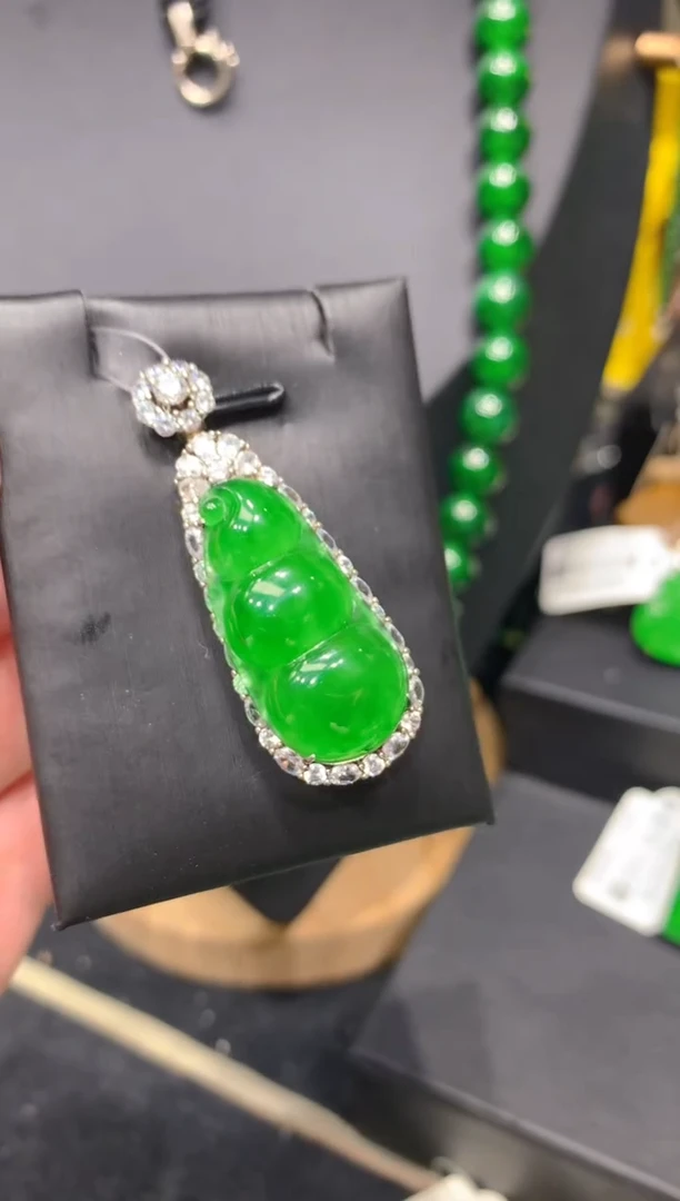 颈饰银S925镶嵌翡翠48一季