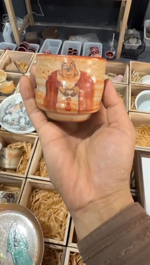 以笔为心，以瓷为纸。