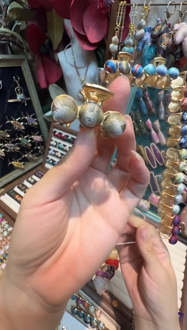 言****）【孤品车9.29】苏地亚金色兔子3豆小抓夹