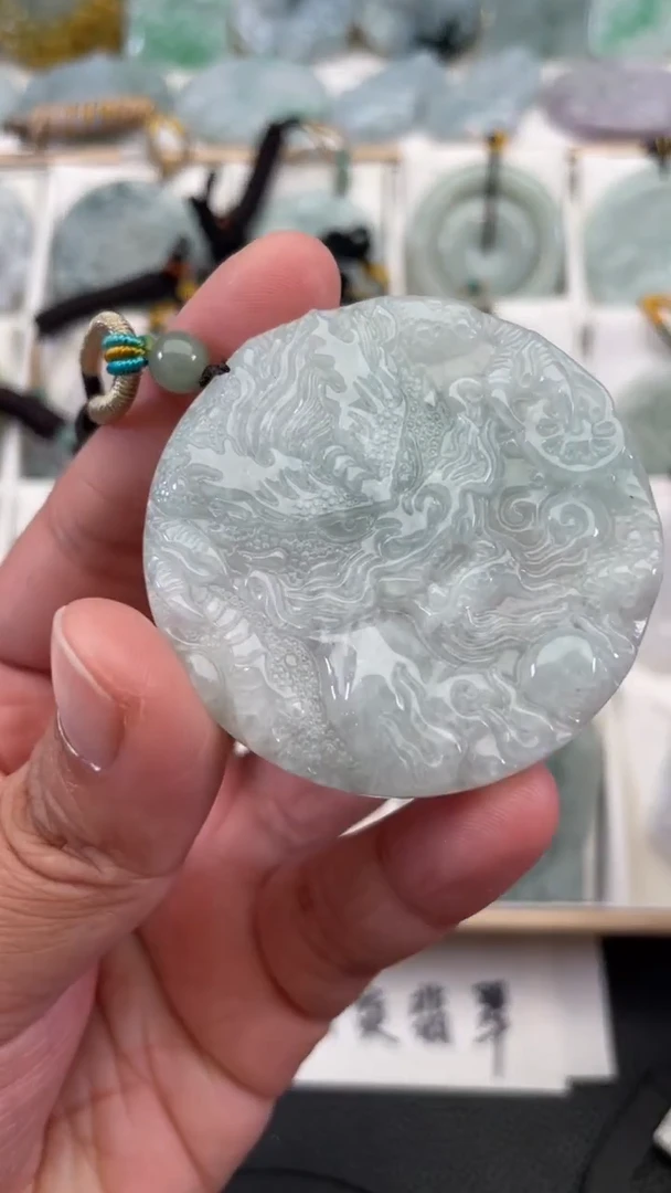 颈饰未镶嵌翡翠天然缅甸翡翠A货111