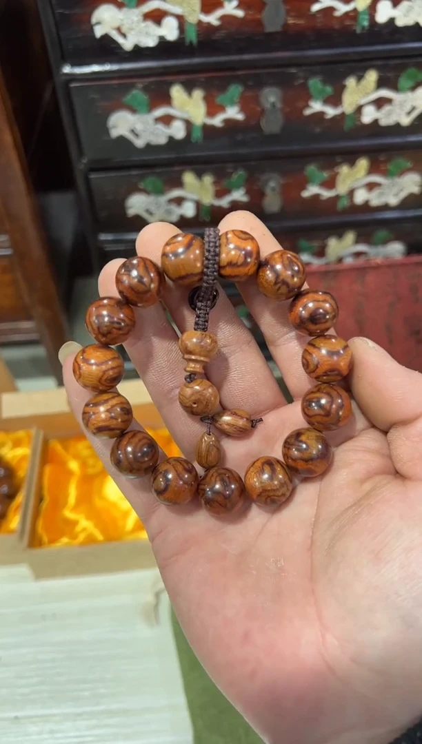 木用****1木 黄花梨1.5手串1111