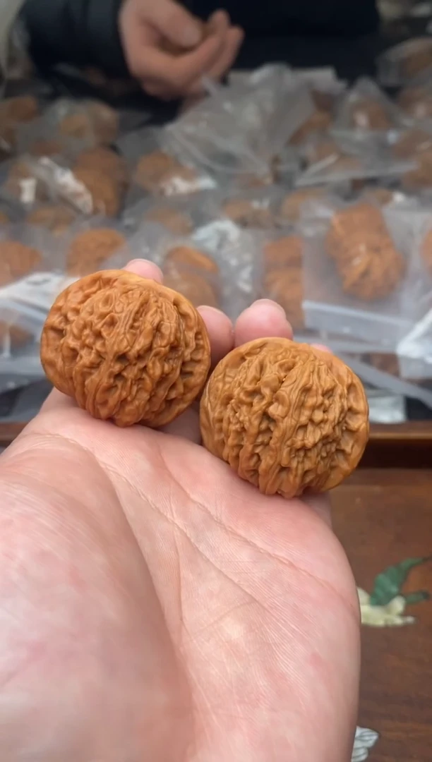 【闪购商品】文玩核桃把件G205号39尺四座楼3