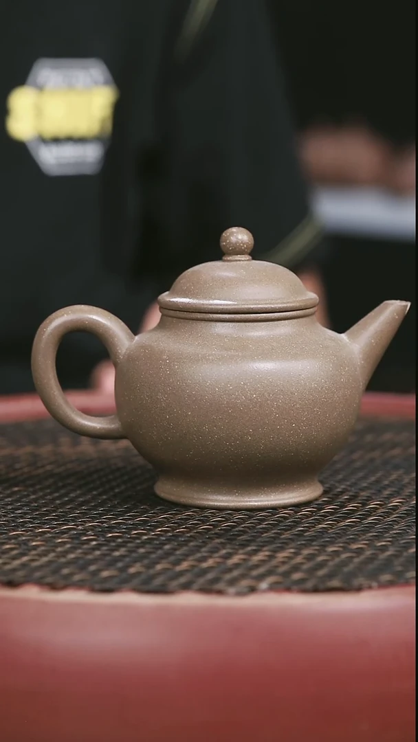 茶壶紫砂5号蟹壳青水平200CC微瑕